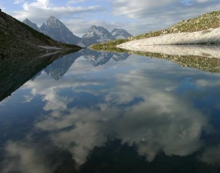 Праздничный уик-энд в Приэльбрусье - 3 дня и 2 ночи в горах со скидкой 50%!