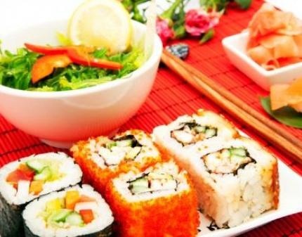 Только Ваша Япония! Скидка 50% на доставку суши от sushi-luxe! Окинава ролл в подарок!