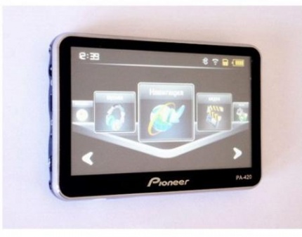 GPS-навигатор Pioneer 420 со скидкой 50%! Высокая скорость и точность! Карта России в подарок!