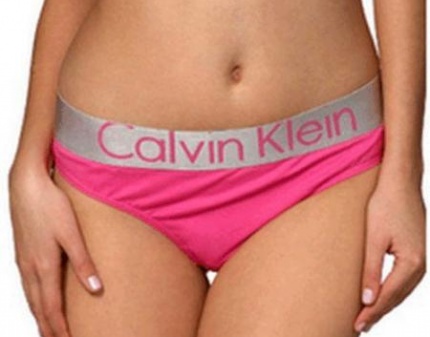 Нижнее белье Calvin Klein для тебя и для него со скидкой от 78%! 950 рублей за 3 пары!