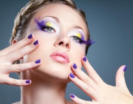 Скидка 70% на классический маникюр + покрытие Shellac CND в салоне красоты Анастасии Стайл!