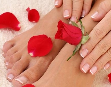 SPA-маникюр и SPA-педикюр Революция роз с покрытием Shellac! Райское наслаждение в центре столицы!