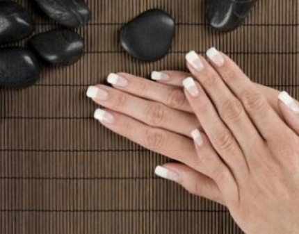 Скидка 50% на Покрытие ногтей на ногах или руках SHELLAC! Отличный маникюр в течение 2-х недель!