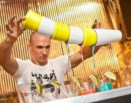 Скидка 50% на шоу барменов от Выездного бара BAR-STREET! Гости будут в восторге!