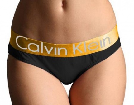 Нижнее белье Calvin Klein для тебя и для него со скидкой от 78%! 950 рублей за 3 пары!